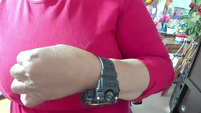 Snapshot of Mrs_mommy_ chatting on September 24, 5:05 pm Mrs mommy  online show from September 24, 5:05 pm