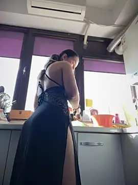 HotXMom online show from March 11, 7:36 am