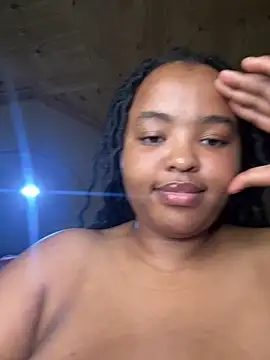 Linahlove online show from March 10, 7:07 pm