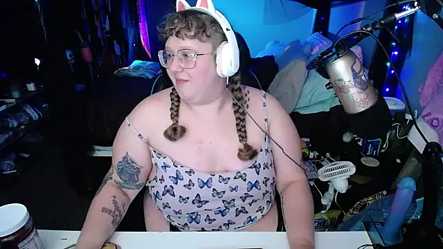 FatVeronica online show from February 6, 9:32 am