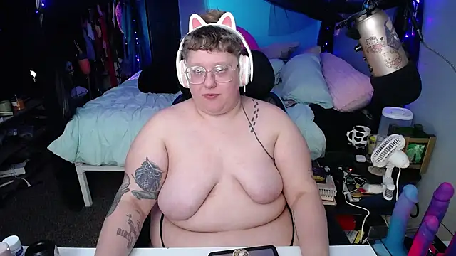 FatVeronica online show from March 11, 1:37 am