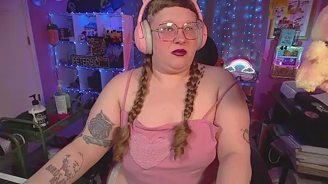 FatVeronica online show from March 17, 12:19 pm