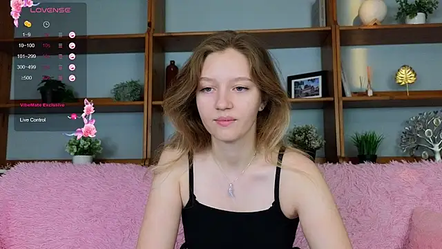 Snapshot of Ksuhesa chatting on November 1, 2:02 am Ksuhesa online show from November 1, 2:02 am