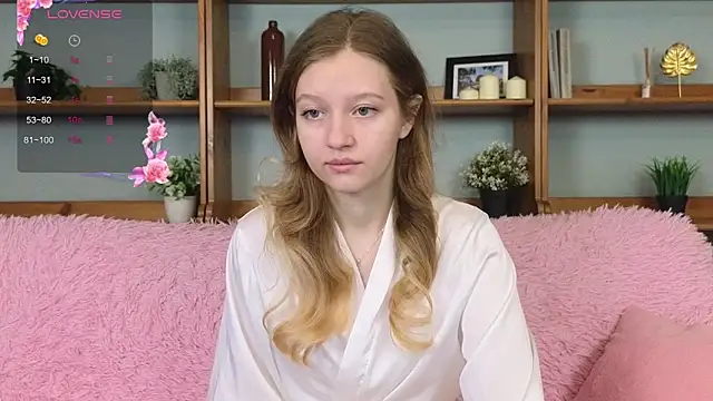 Snapshot of Ksuhesa chatting on November 25, 1:16 am Ksuhesa online show from November 25, 1:16 am