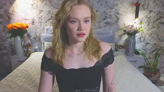 Aurora Golden1 online show from February 17, 4:35 pm