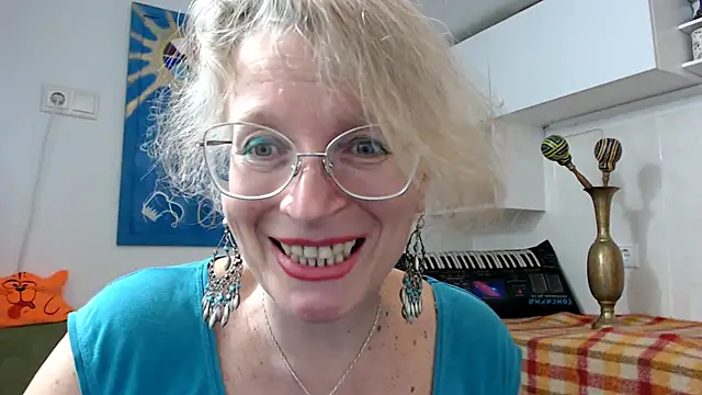 Snapshot of Zosya1111 chatting on January 19, 5:18 pm Zosya1111 online show from January 19, 5:18 pm