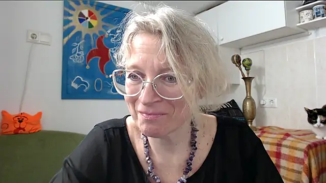 Snapshot of Zosya1111 chatting on February 3, 4:20 pm Zosya1111 online show from February 3, 4:20 pm