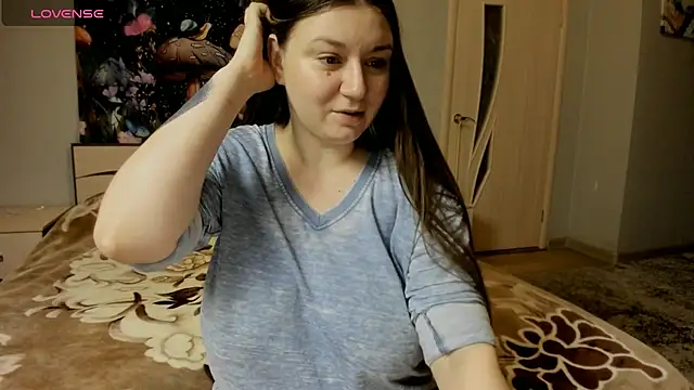 AlisaBacker online show from November 15, 6:04 pm