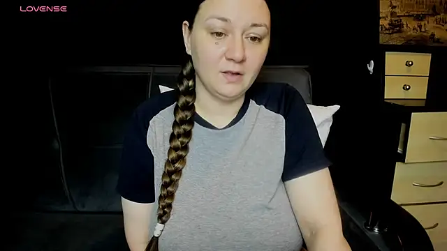 Snapshot of AlisaBacker chatting on May 31, 7:26 pm AlisaBacker online show from May 31, 7:26 pm