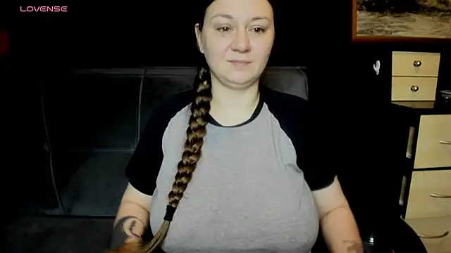 Snapshot of AlisaBacker chatting on July 12, 7:49 pm AlisaBacker online show from July 12, 7:49 pm