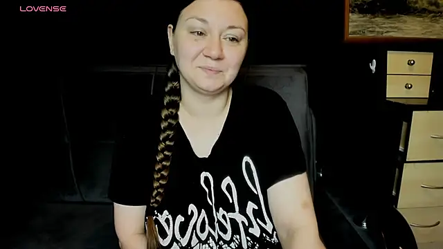 Snapshot of AlisaBacker chatting on July 18, 6:23 pm AlisaBacker online show from July 18, 6:23 pm