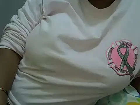 Snapshot of ana_faden chatting on March 3, 10:31 pm ana faden online show from March 3, 10:31 pm