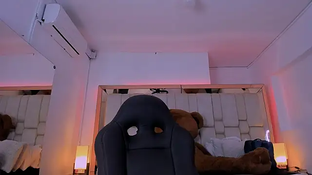 SheylaBakerr online show from February 5, 10:19 am