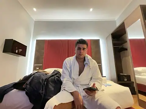 cubalibre02 online show from November 29, 4:32 pm