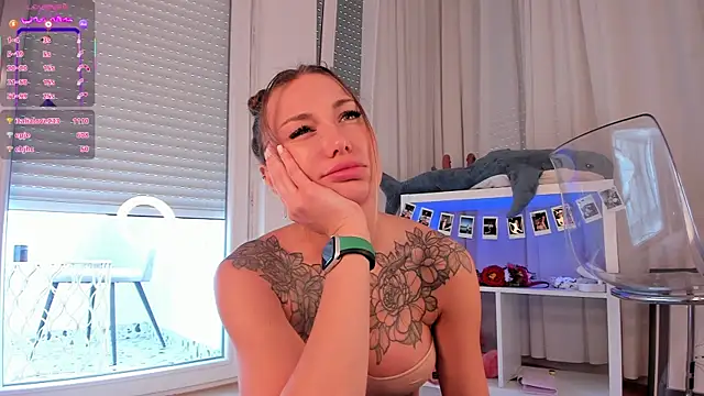 Snapshot of seilyfox chatting on September 17, 8:38 am seilyfox online show from September 17, 8:38 am