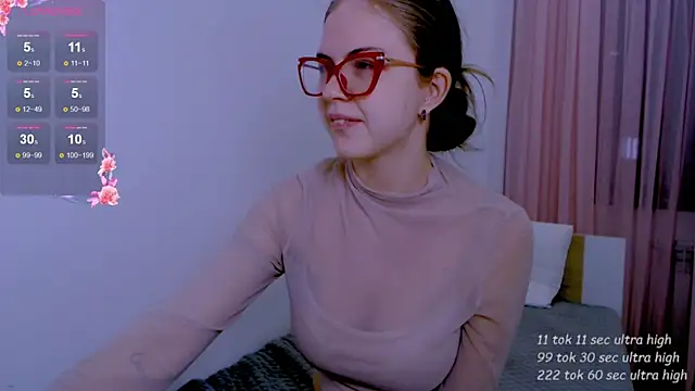 Sarah HS online show from May 13, 6:38 pm