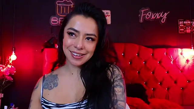 Snapshot of foxxy_nasty chatting on November 20, 4:29 pm foxxy nasty online show from November 20, 4:29 pm