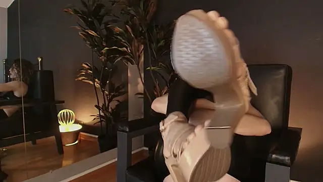 MyMayte online show from March 14, 3:58 pm