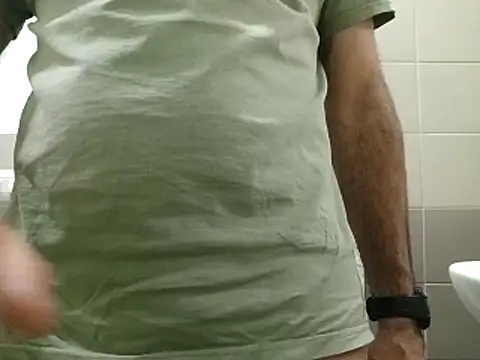 Snapshot of 3e77o chatting on February 5, 8:57 pm 3e77o online show from February 5, 8:57 pm