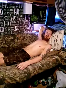 Snapshot of hothippie420 chatting on March 7, 6:43 pm hothippie420 online show from March 7, 6:43 pm