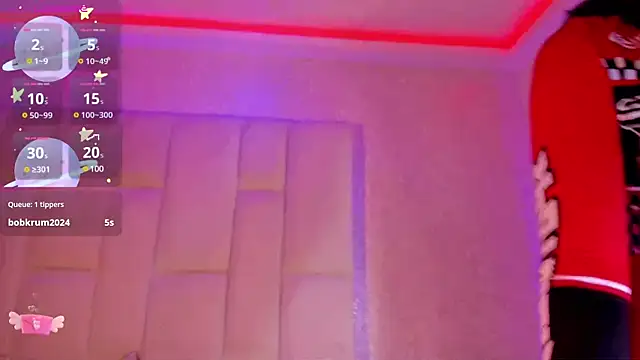 Summer walkerr online show from January 14, 6:28 pm