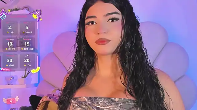 Summer walkerr online show from November 17, 12:44 pm