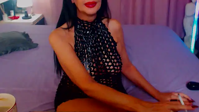 Snapshot of shannon4u chatting on January 30, 10:51 pm shannon4u online show from January 30, 10:51 pm