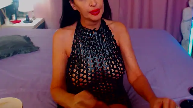 Snapshot of shannon4u chatting on January 31, 1:54 am shannon4u online show from January 31, 1:54 am
