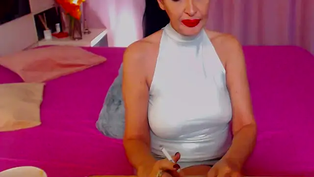 Snapshot of shannon4u chatting on January 31, 9:05 pm shannon4u online show from January 31, 9:05 pm