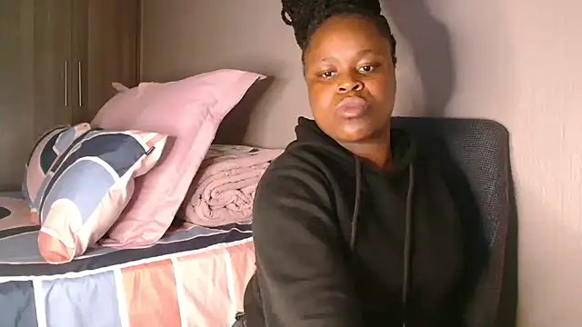 Snapshot of chocolete_candy chatting on June 2, 2:41 pm chocolete candy online show from June 2, 2:41 pm