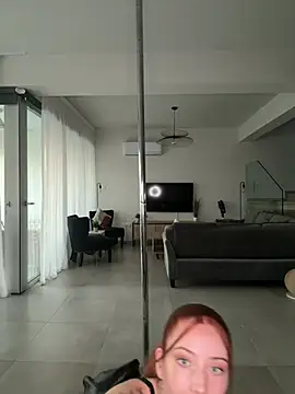 Snapshot of Sugarlina chatting on July 12, 4:53 pm Sugarlina online show from July 12, 4:53 pm