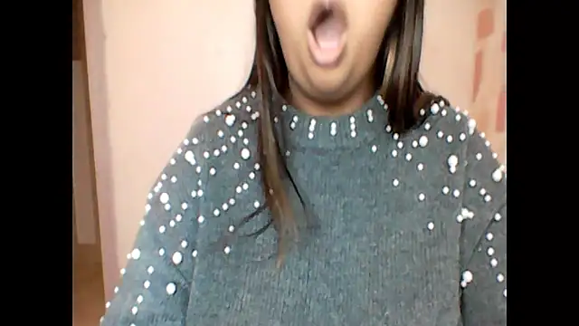 Snapshot of ArisaGonzalez chatting on December 5, 12:47 pm ArisaGonzalez online show from December 5, 12:47 pm