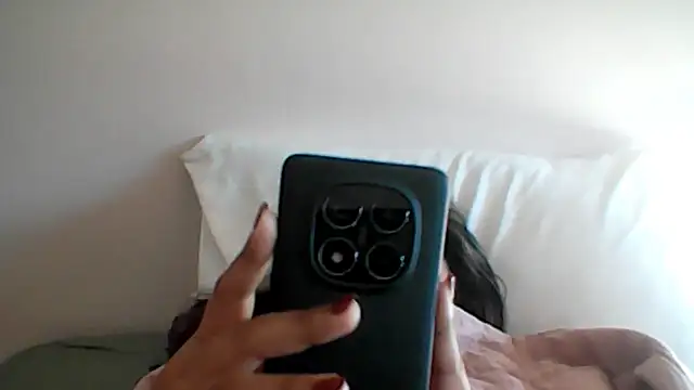 Snapshot of ArisaGonzalez chatting on January 18, 11:36 am ArisaGonzalez online show from January 18, 11:36 am