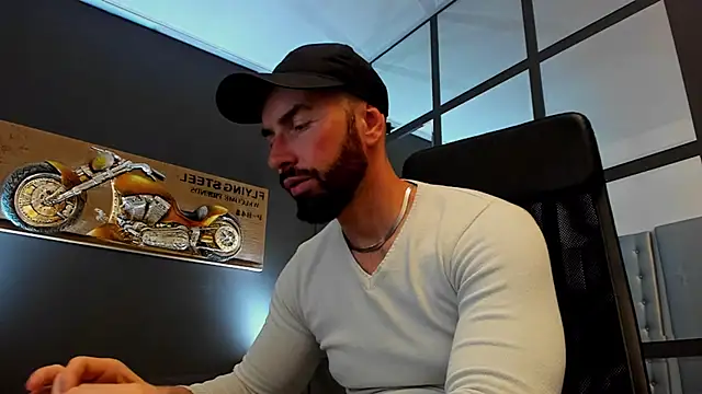 AronGrant online show from May 18, 9:59 am