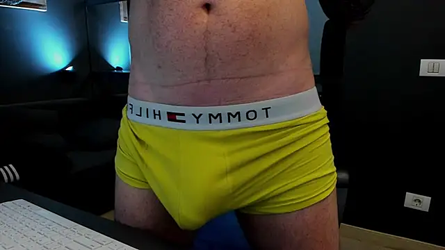 AronGrant online show from July 1, 9:11 am