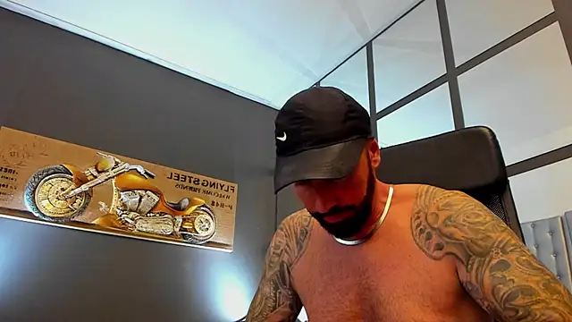 AronGrant online show from July 28, 9:37 am
