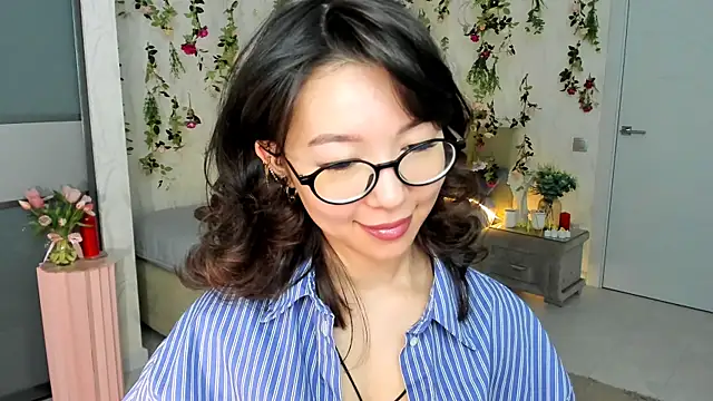 Snapshot of AgnieszkaBanana chatting on May 6, 4:08 am AgnieszkaBanana online show from May 6, 4:08 am