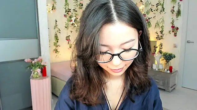 Snapshot of AgnieszkaBanana chatting on June 6, 10:20 am AgnieszkaBanana online show from June 6, 10:20 am