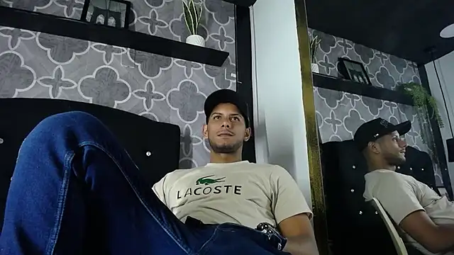 Snapshot of Chris_Dick23 chatting on July 15, 3:34 am Chris Dick23 online show from July 15, 3:34 am