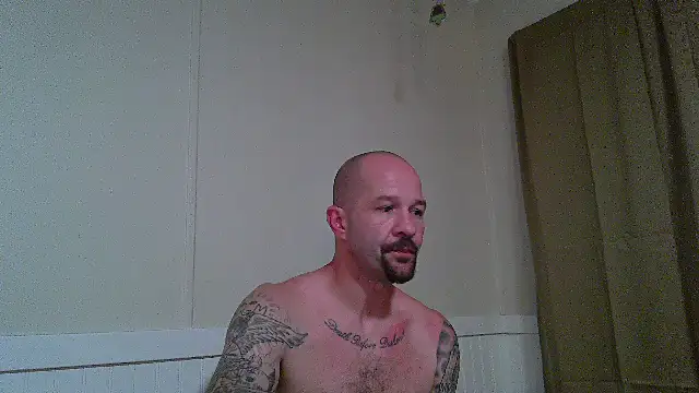 Snapshot of Kinkster615 chatting on July 11, 1:19 am Kinkster615 online show from July 11, 1:19 am