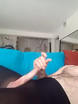 Snapshot of terisdfg chatting on December 6, 7:32 am terisdfg online show from December 6, 7:32 am