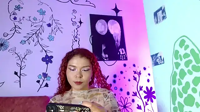 Snapshot of 420viol3ta_ chatting on July 26, 11:22 pm 420viol3ta online show from July 26, 11:22 pm