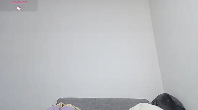 Snapshot of _NOA-chan_ chatting on February 15, 3:17 pm NOA-chan online show from February 15, 3:17 pm