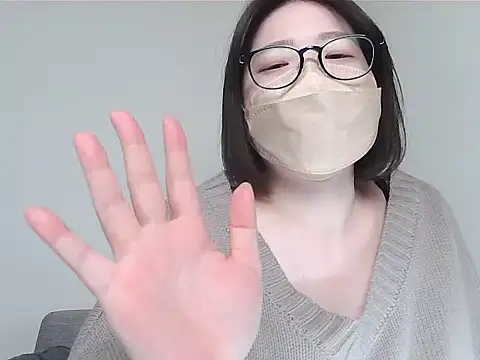 Snapshot of _NOA-chan_ chatting on December 20, 3:19 pm NOA-chan online show from December 20, 3:19 pm