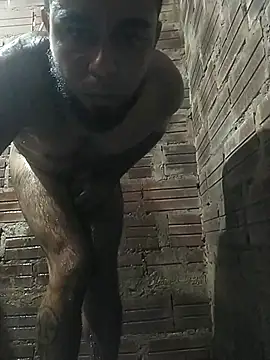 Snapshot of chocolatebig054 chatting on March 21, 10:50 pm chocolatebig054 online show from March 21, 10:50 pm