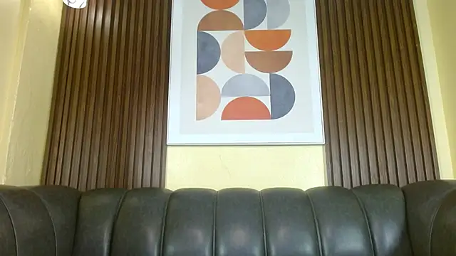 Nicole Ramires online show from October 7, 4:15 pm