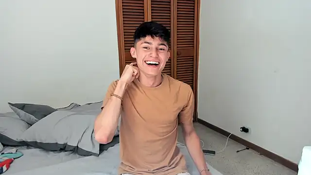 Snapshot of benavides_anthony chatting on November 22, 6:29 pm benavides anthony online show from November 22, 6:29 pm