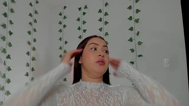 Miaa Garcia online show from February 28, 10:11 pm