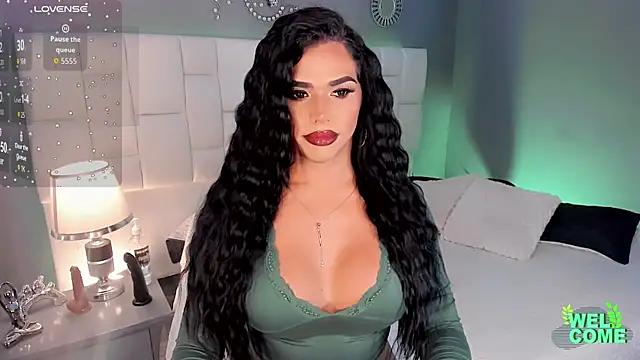 Snapshot of Franciis_4u chatting on November 30, 6:17 am Franciis 4u online show from November 30, 6:17 am