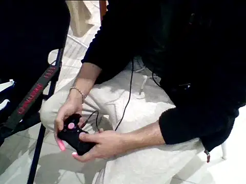 stepmarto3 online show from January 7, 8:52 pm